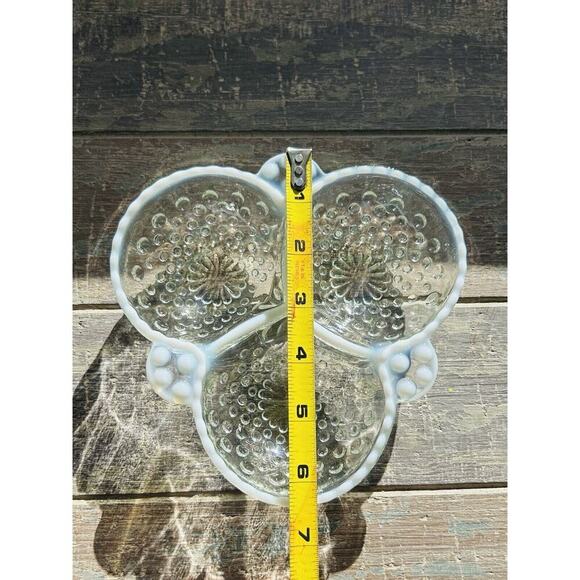 Moonstone Clear Opalescent Anchor Hocking 3 Part Dish Vintage White Trim Bowl - Picture 4 of 10